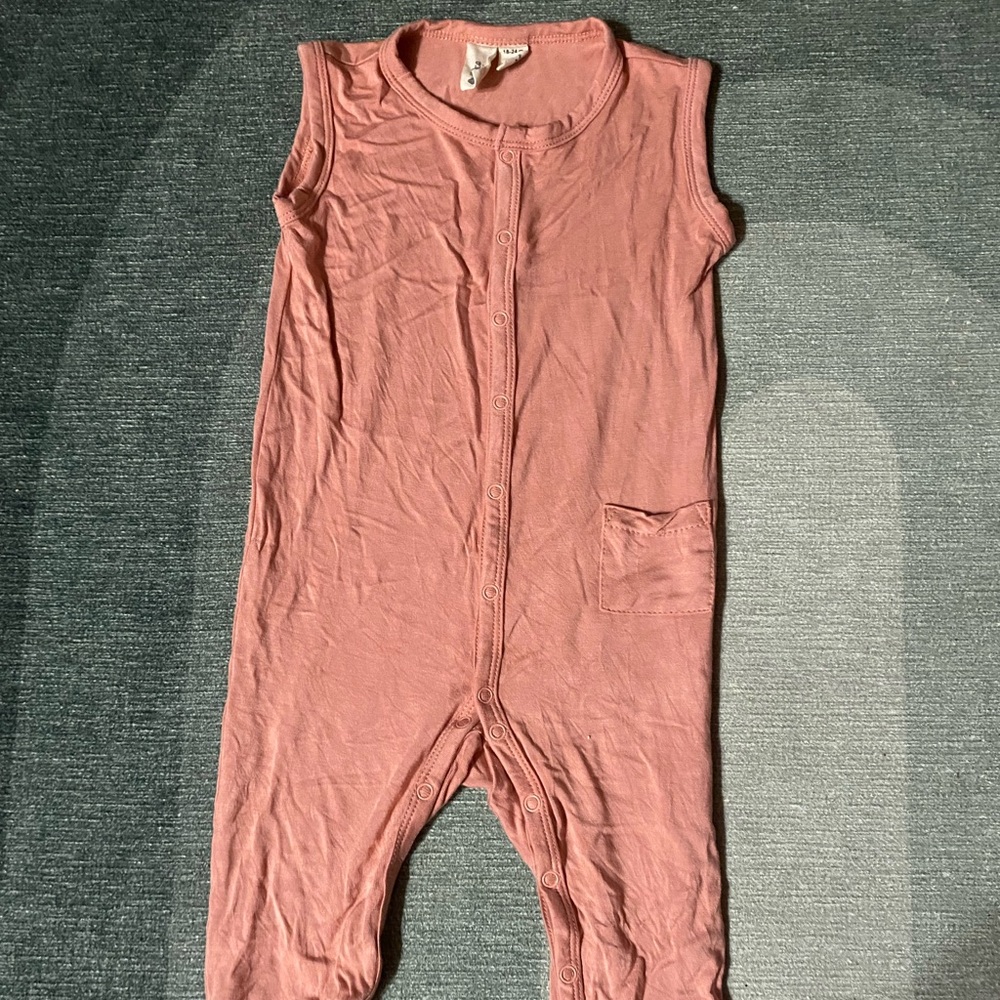 Kyte Baby sleeveless snap romper- Teracotta